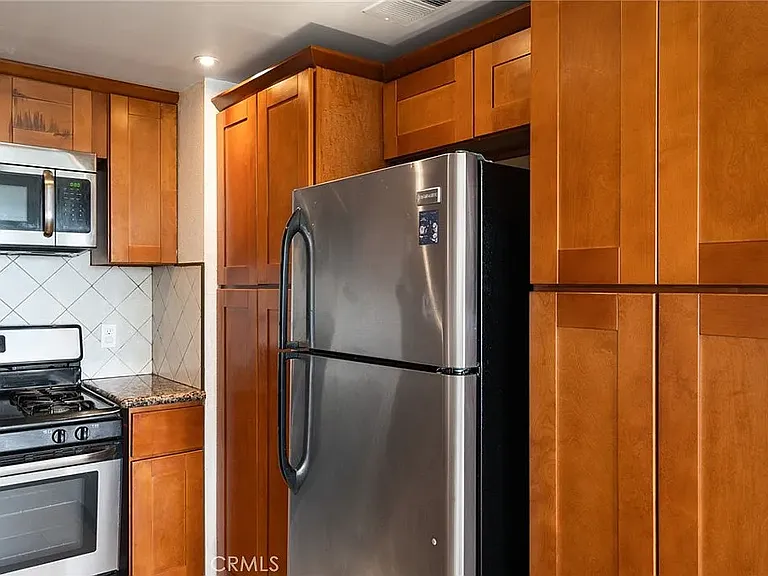 830 N Dalton Ave #111 — Photo 6