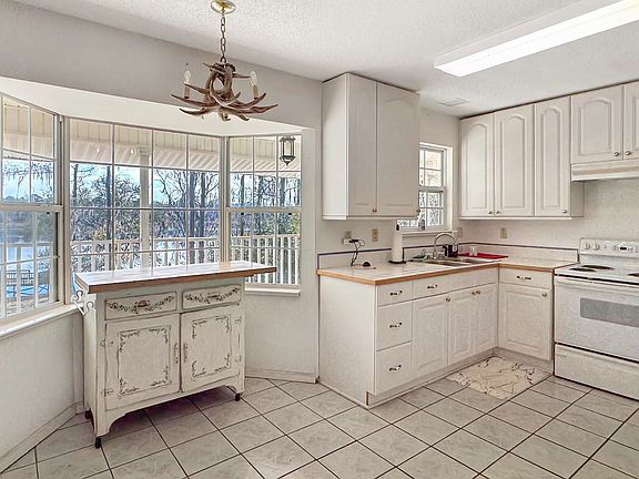 5th image of 3585 NW Bur Oak Pl