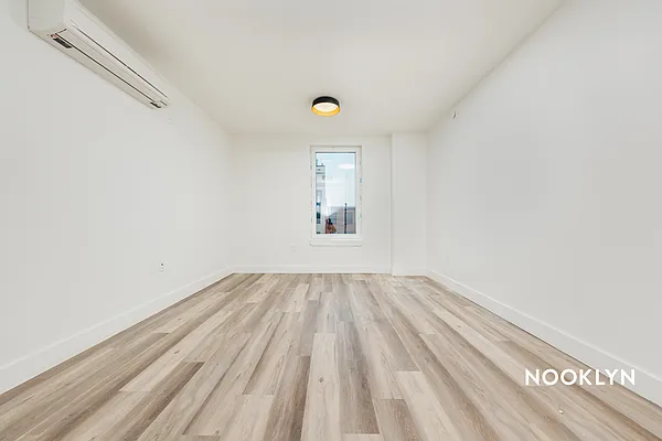Rented by Nooklyn NYC LLC | media 6