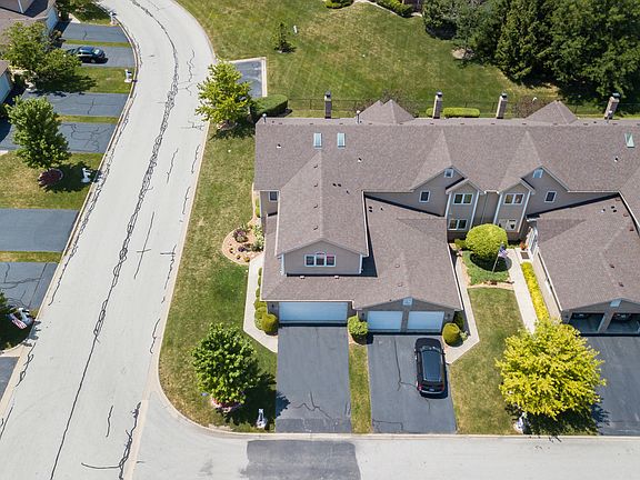 4th image of 7764 Northfield Ln