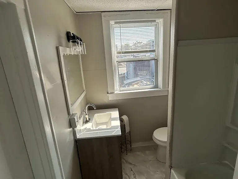 2905 Madison Ave — Photo 6