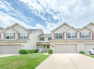 8949 Harmony Dr, Pittsburgh, PA