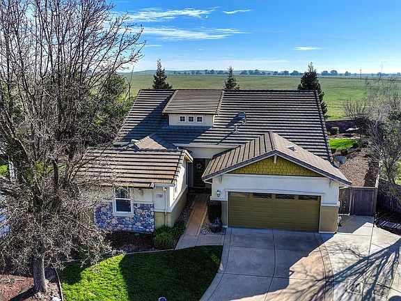 4th image of 12088 Runswick Ct