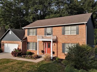 242 Dorchester Blvd, Valparaiso, IN 46385