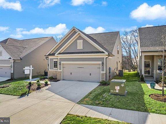 5th image of 15642 Rose Ellene Ln