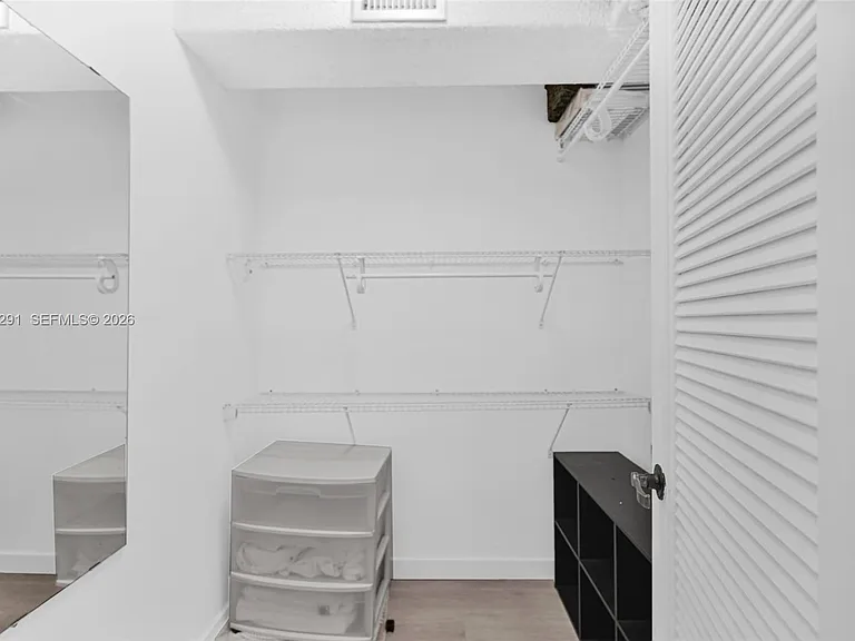 345 Ocean Dr #623 — Photo 37