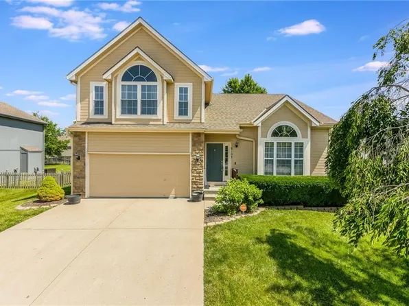 8103 NE 111th Ter, Kansas City, MO 64157