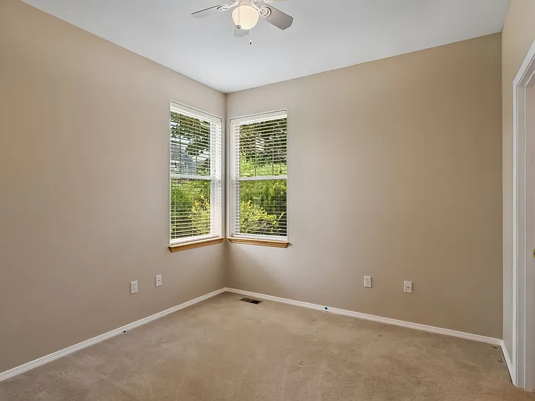 8464 Forest Ridge Loop — Photo 11