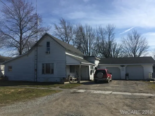 303 E Perry St, Grover Hill, OH 45849