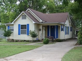 608 W Ragan St, Henryetta, OK 74437