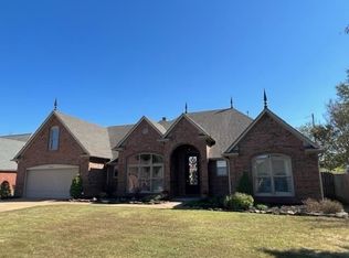654 Old River Cv, Cordova, TN 38018