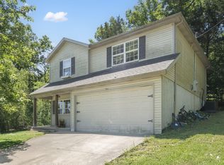 1013 Greentree Rd, Rockaway Beach, MO 65740