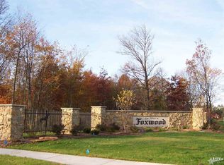 10101 Carisbrooke Cv, Fort Wayne, IN 46835