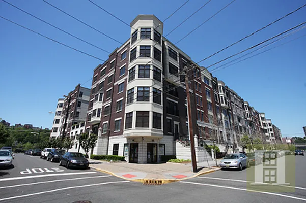 Sold by Halstead Real Estate | media 14