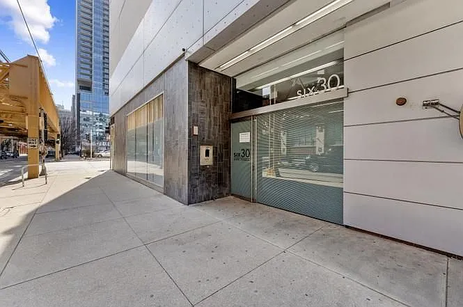 630 N Franklin St #417 — Photo 2