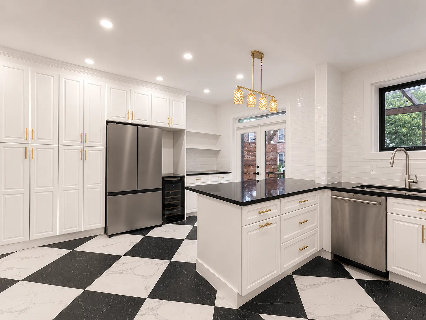 6 East 57th Street — Photo 2