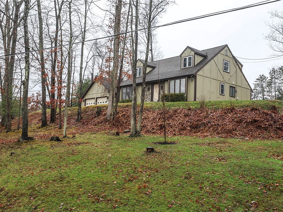 1st image of 22 Overbrook Rd