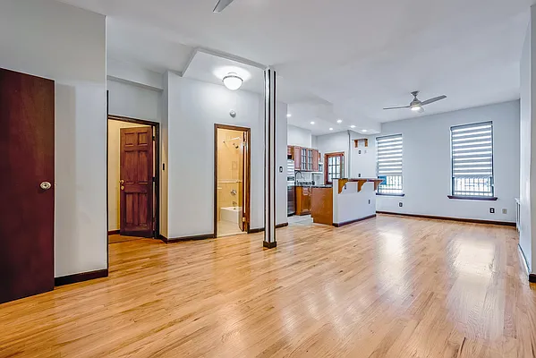 Rented by Peace of Mind Realty | media 32