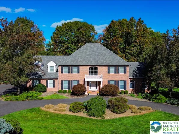 1771 Deer Run Rd, Bethlehem, PA 18015