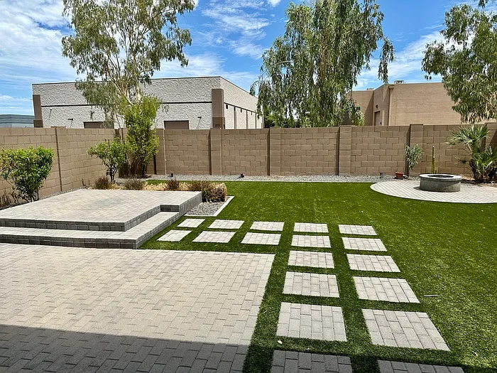 2930 E Sunland Ave — Photo 32