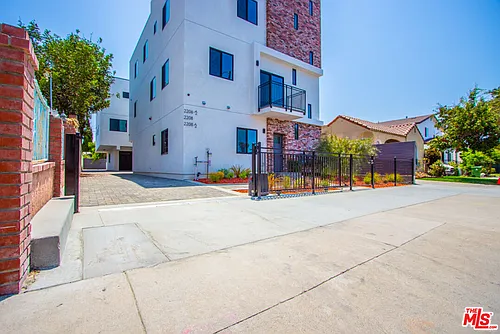 2206 Hauser Blvd Photo 1