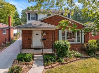 20514 Hunt Club Dr, Harper Woods, MI 48225