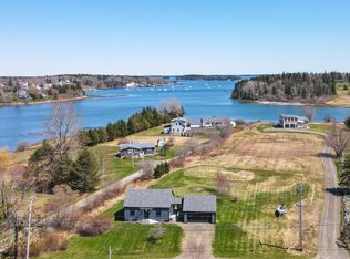 106 Port Clyde Rd, Saint George, ME 04860