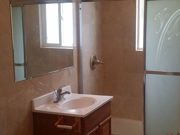 5th image of 2816 Garrison St