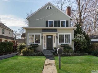 2 Ivy Way, Port Washington, NY 11050