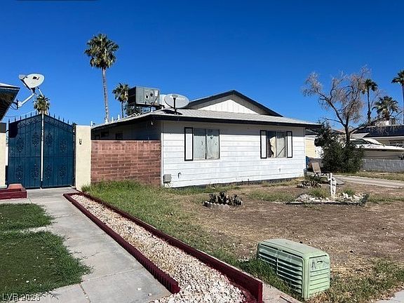 3rd image of 5111 Orinda Ave