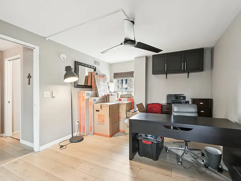 2 Adams St — Photo 16