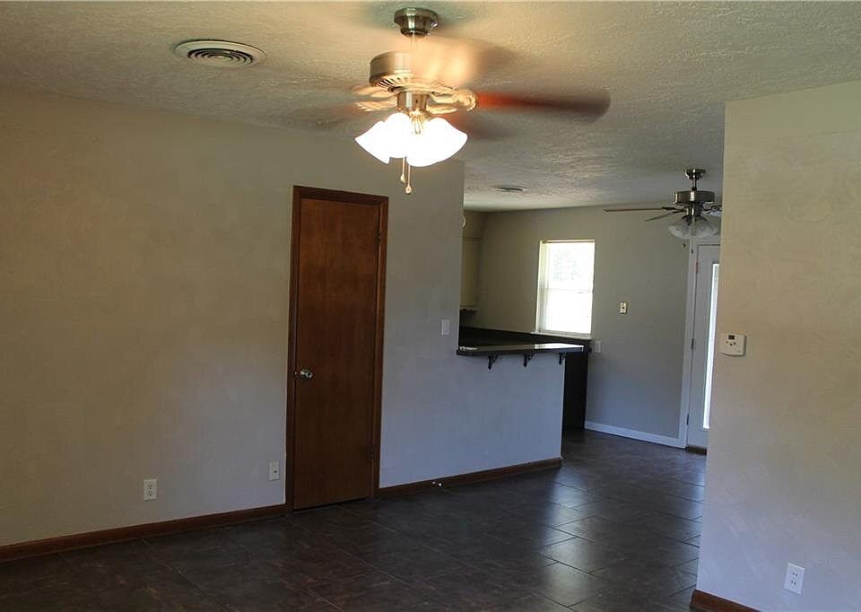 1st image of 213 S Mercedes Dr