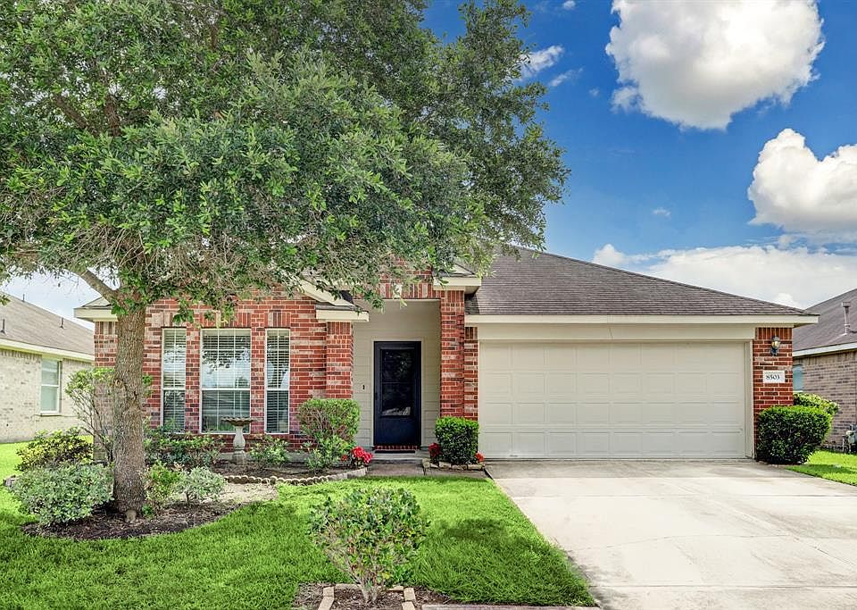 8503 Satinwood WayLightly lived in and feels like new construction!