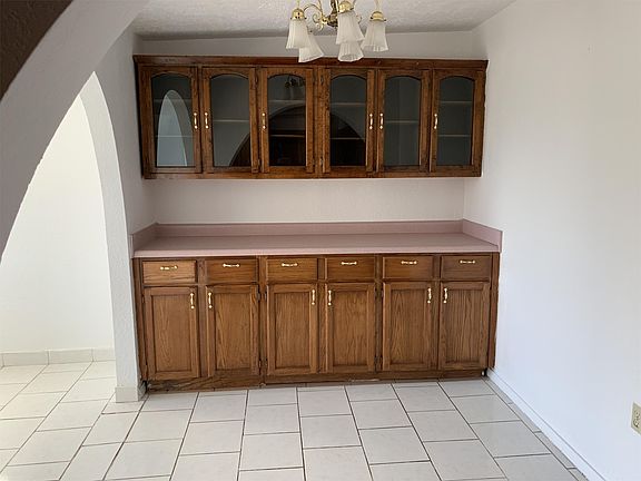 5th image of 6240 Victoria Ln