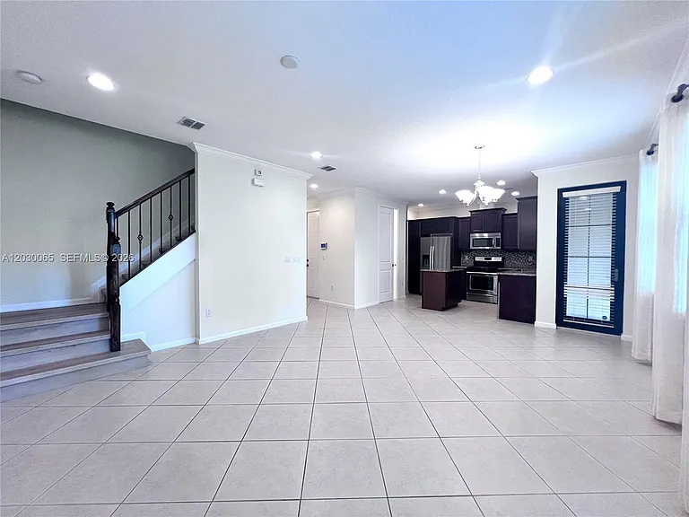 3381 NW 125th Ave — Photo 3