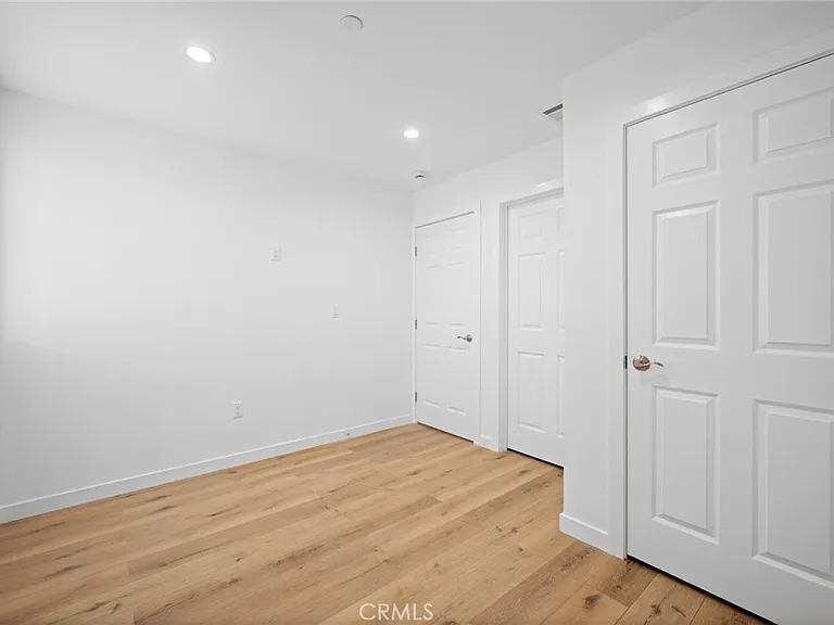 17805 Ludlow St — Photo 17