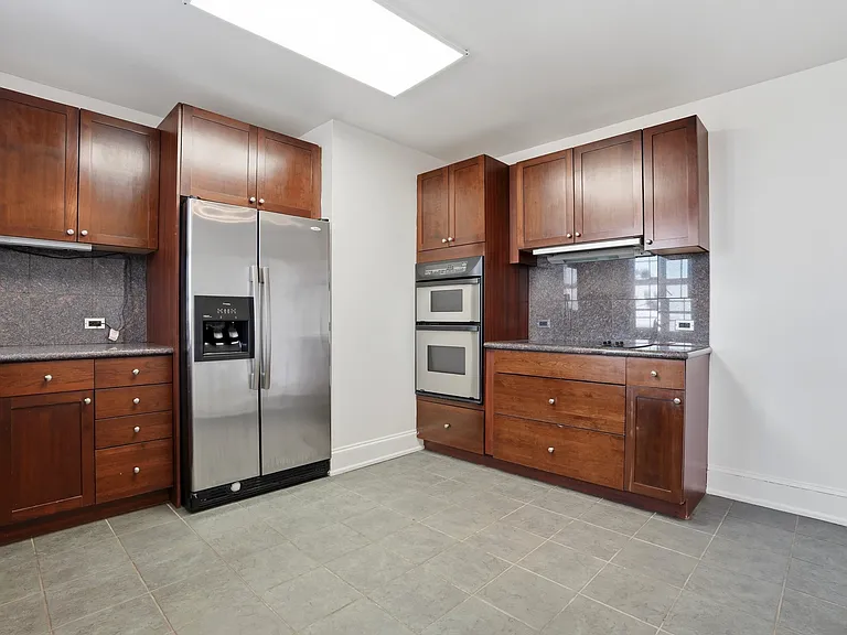 1514 Spruce St #Penthouse 2702 — Photo 10