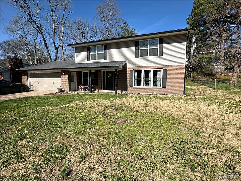 1st image of 2243 Sherwood Dr