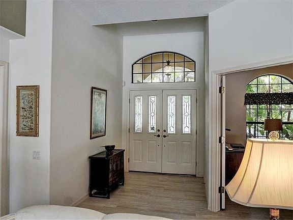 4th image of 4308 Clairidge Way