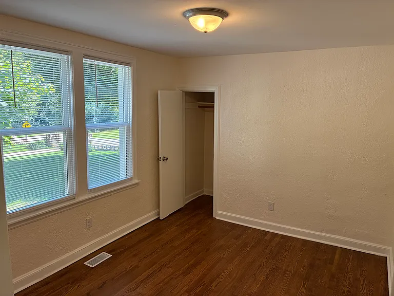 106 Garfield Ave #1 — Photo 9