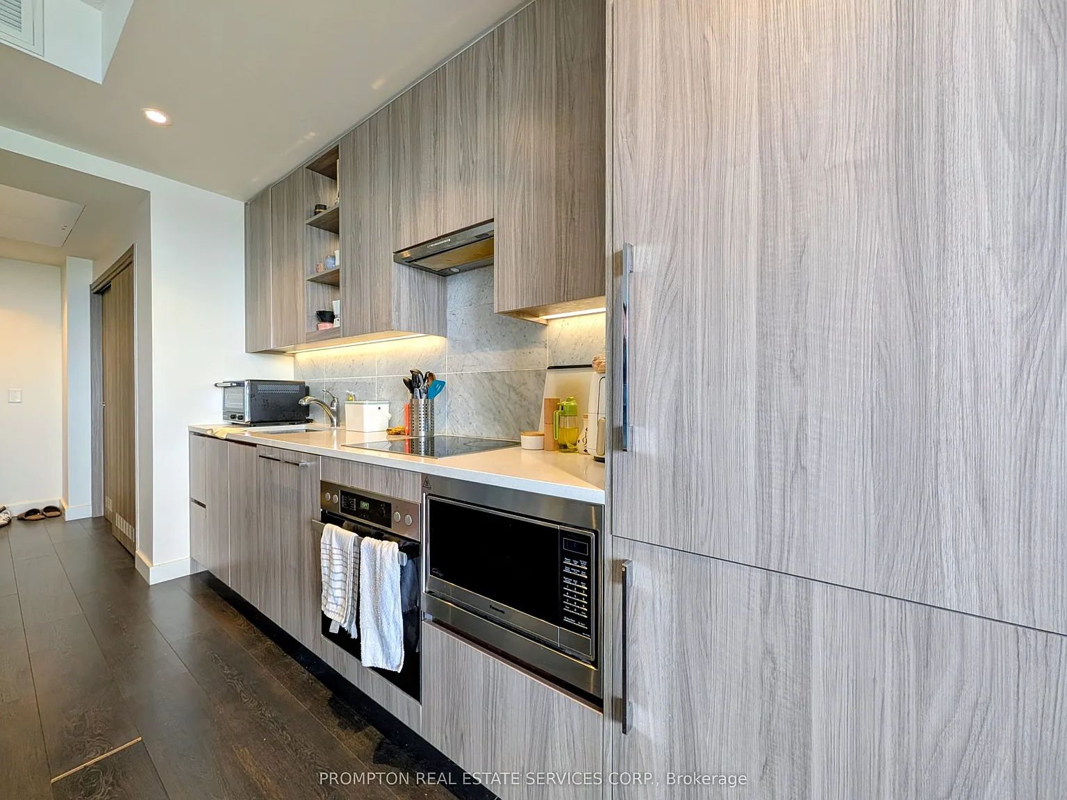 85 McMahon Dr — Photo 4
