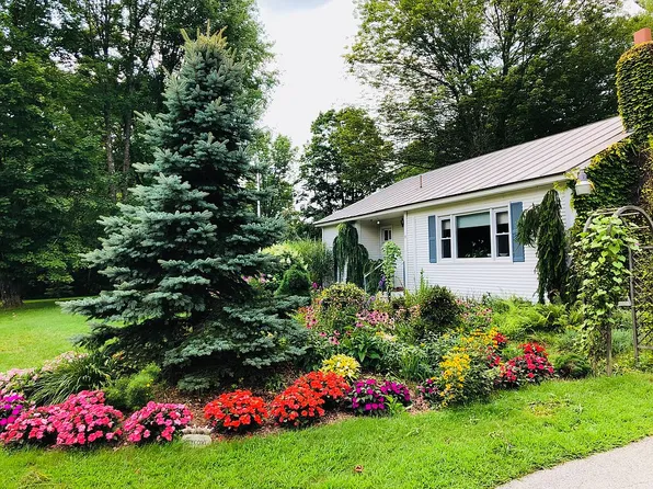 8 Pierce Rd, North Springfield, VT 05150