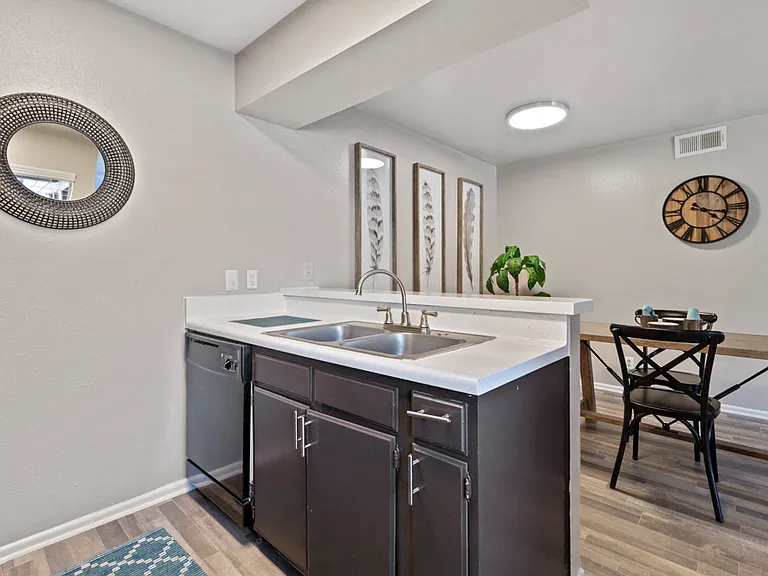 Upgraded Apartments Home