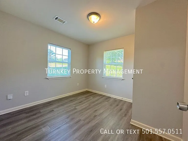502 Rice St — Photo 4