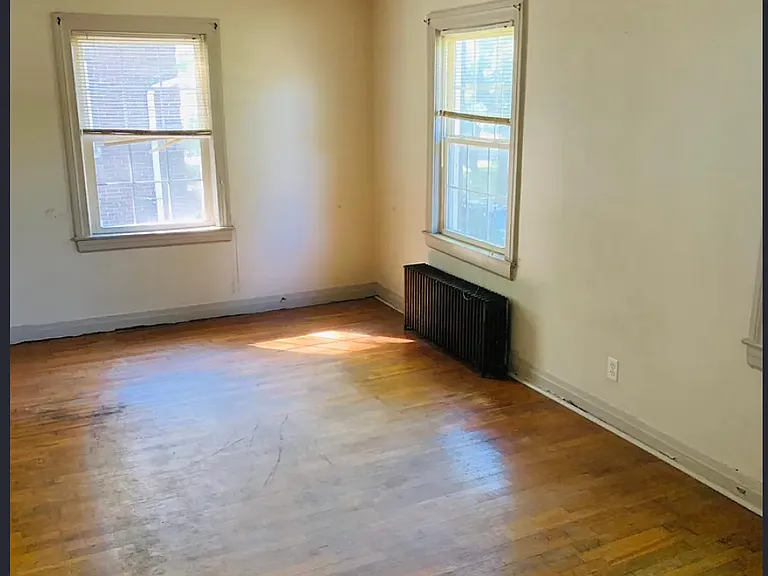 4327 S 2nd St #1 — Photo 1