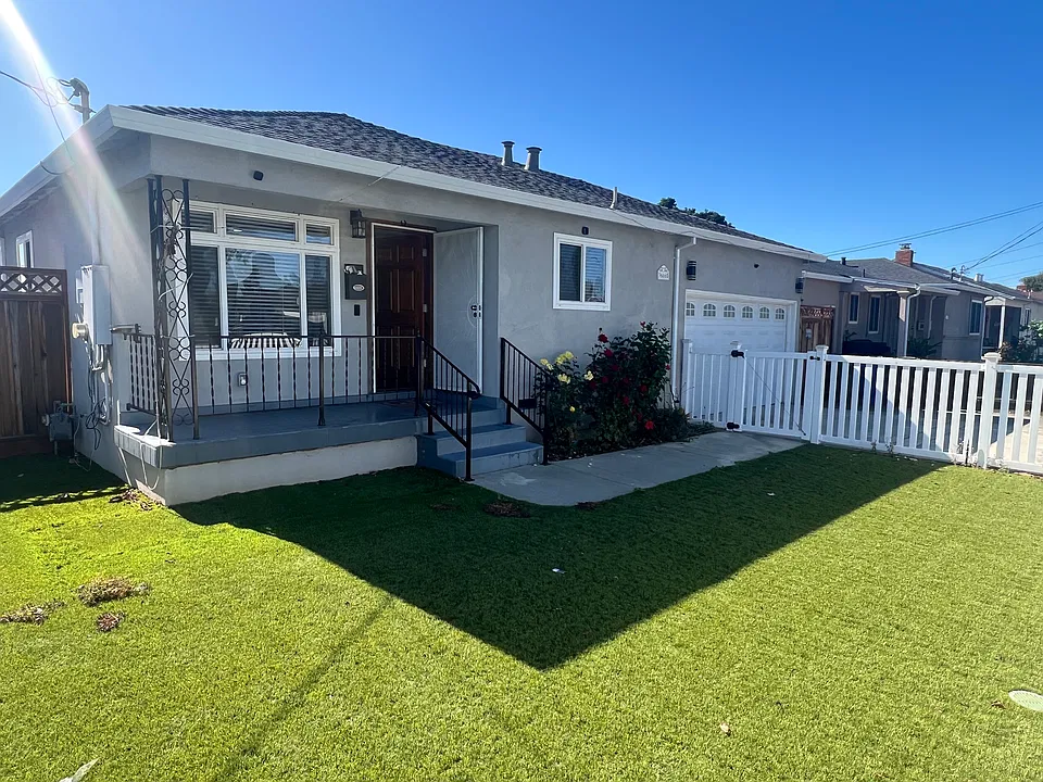 36665 Cabrillo Dr