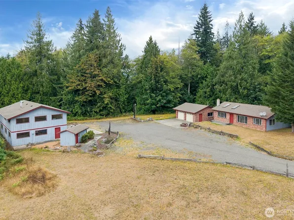 572 Dodger Lane, Port Angeles, WA 98363