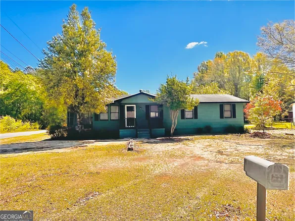 846 Herndon St, Millen, GA 30442