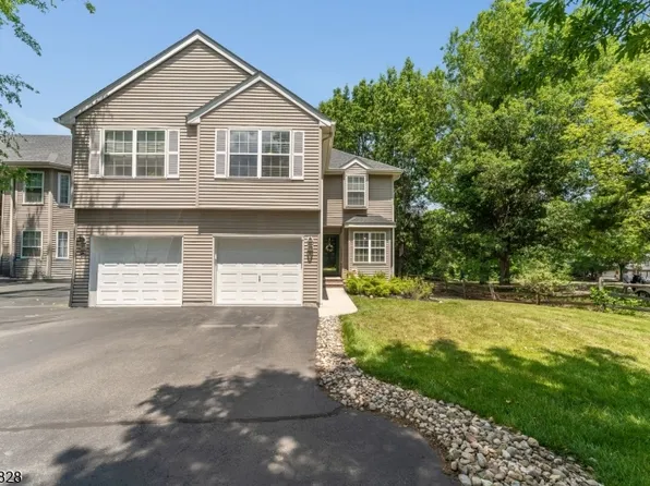 25 Forsgate Ter, Clinton Twp., NJ 08801