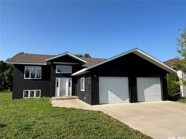 117 Carson BAY, Lampman, SK S0C 0B5